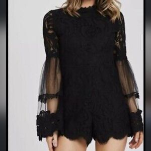 Women Ladies Black White Summer Floral Lace Bell Sleeve Playsuit jumpsuit